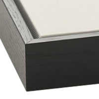 Black Frame Stretched — illustrative frame sample